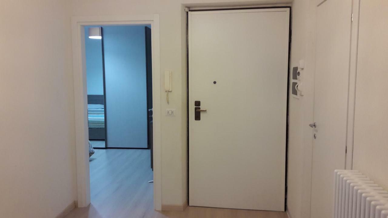 Residenza Lux Fronte Mare Apartment Vado Ligure Exterior photo